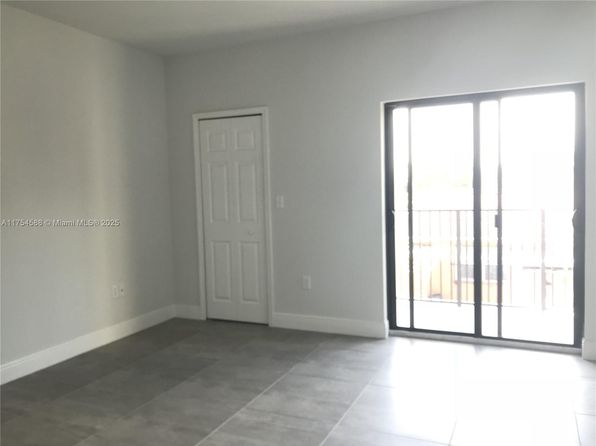 hialeah-florida-447942383 picture