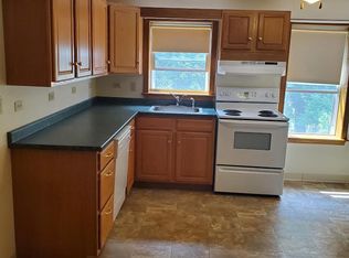 66 Providence Rd #2R, Sutton, MA 01590