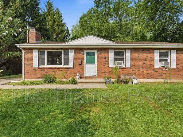 33 Lodus Ct, New London, CT 06320
