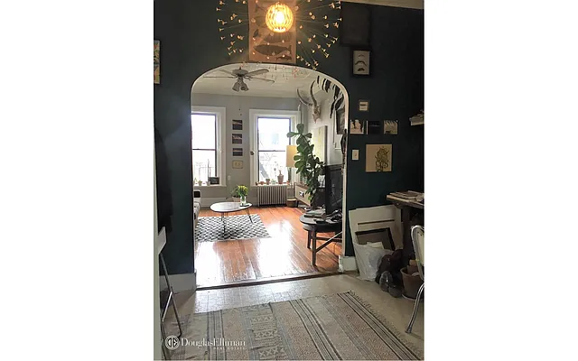 Rented by Douglas Elliman | media 27