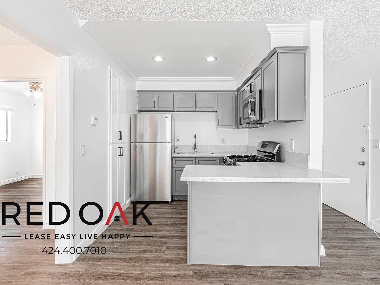 ~1 Month FREE~ Spacious Two Bedroom with Stainless Steel Appliances and Natural Light ~ In Downey... — Photo 2