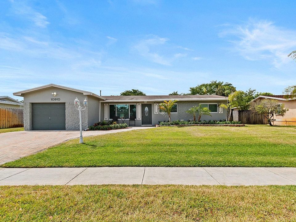 1st image of 10910 NW 18 Place