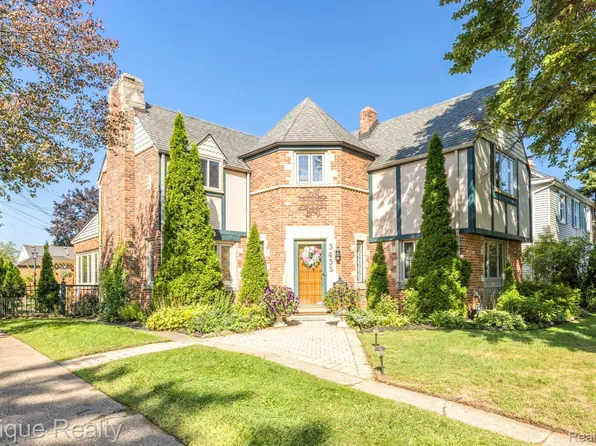 3455 Gratiot Ave, Port Huron, MI 48060