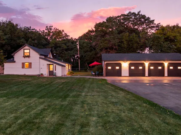 17300 Interlachen Dr NE, Ham Lake, MN 55304