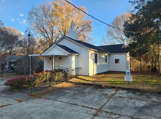 4917 Rhondan Rd, Summerfield, NC 27358