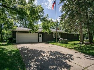 1110 16th Ave E, Menomonie, WI 54751