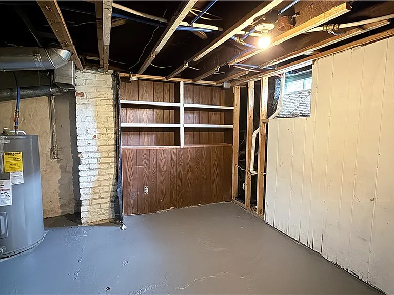987 Boone St — Photo 36