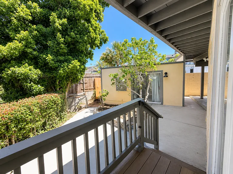 4727 Redland Dr — Photo 15