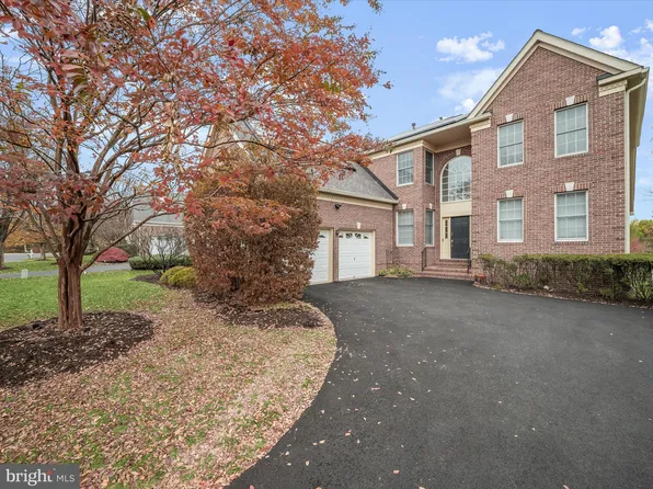 43480 Foxgrove Ct, Ashburn, VA 20147