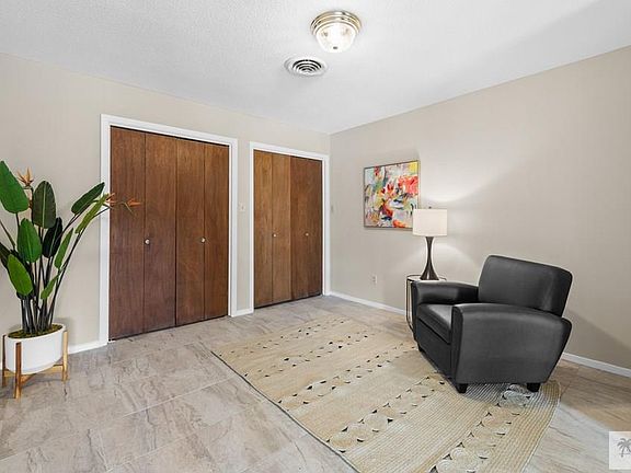 5th image of 1500 Palm Valley Dr APT 19