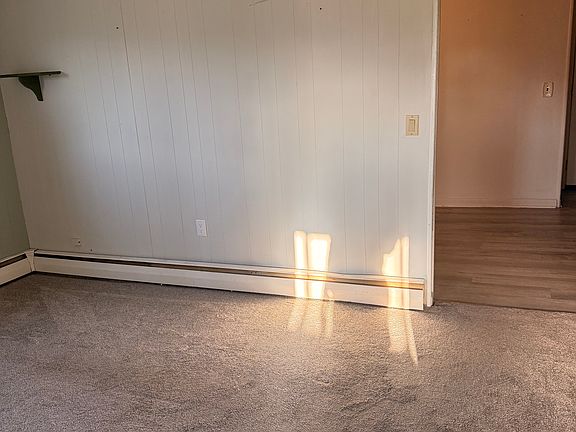 5th image of 737 Dunmore St APT 2
