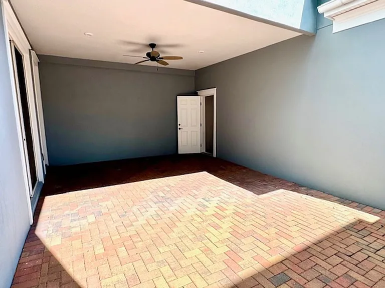 1825 Coastal Ct — Photo 37