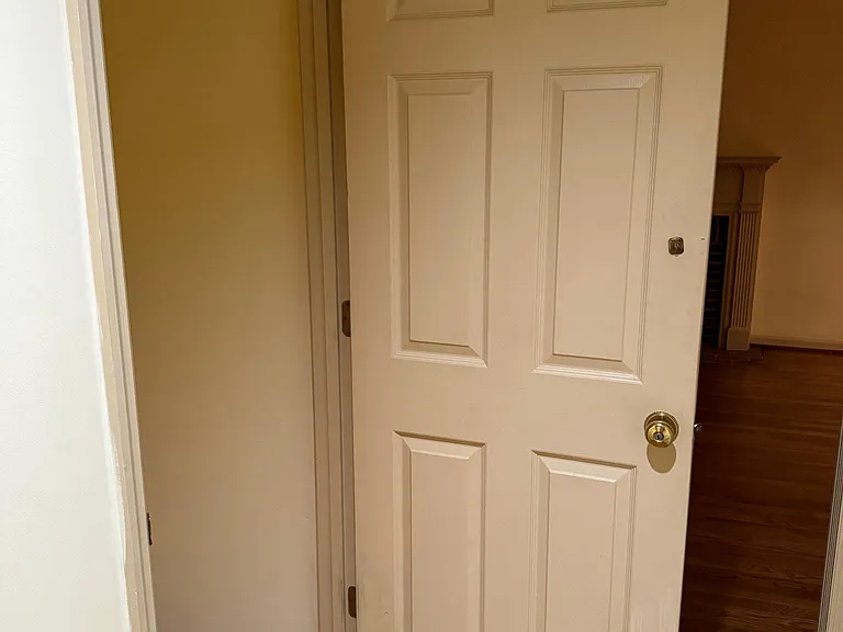 240 Chippendale Cir — Photo 36