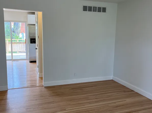 1408 Hawthorne Pl, Saint Louis, MO 63117