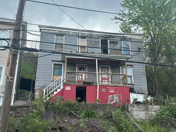 1010 & 1012 Marshall St, Benwood, WV 26031