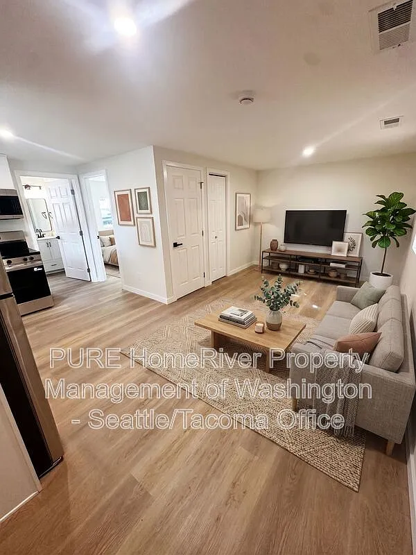 1 bed, 1.0 bath, 400 sqft, $1,650 — Photo 3