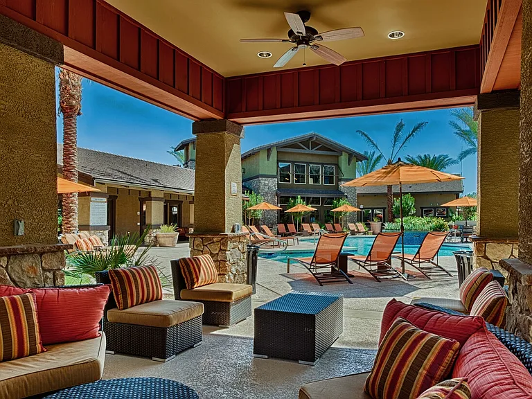 One North Scottsdale Apartments — Photo 23