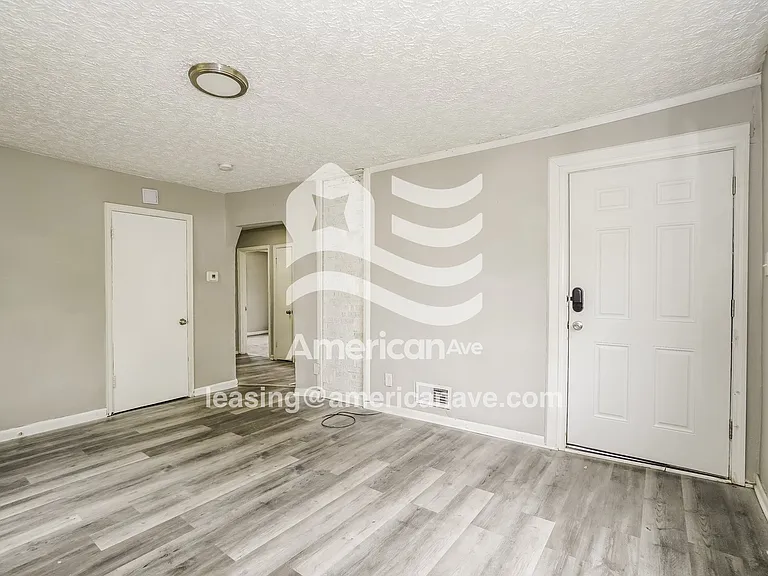 1187907_001_living_room_2.jpg