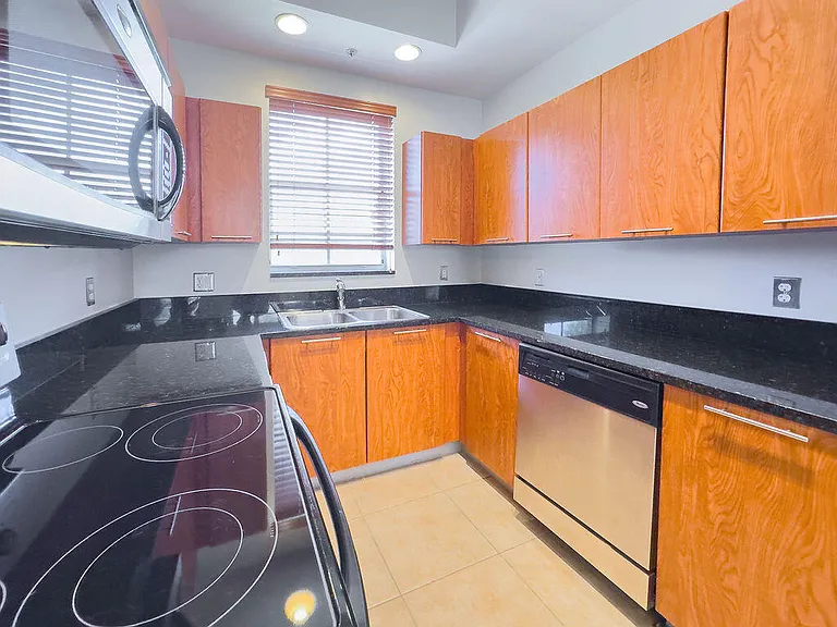 2313 Vintage Dr — Photo 7