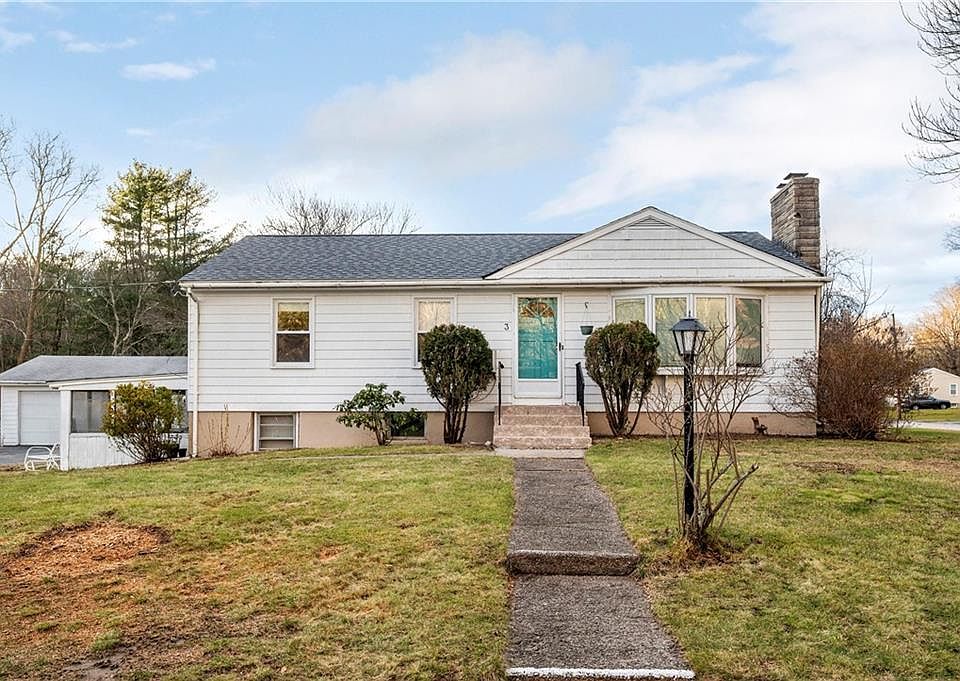 1st image of 3 Carol Dr