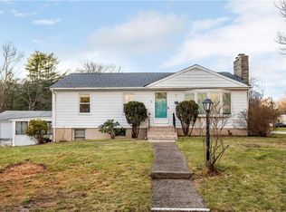 3 Carol Dr, Cumberland, RI 02864