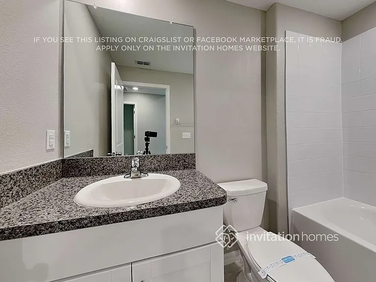 15551 Miller Creek Dr — Photo 16