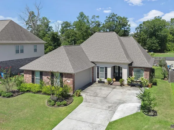 18099 River Landing Dr, Prairieville, LA 70769