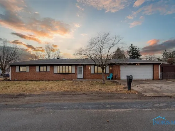 1623 Brim Dr, Toledo, OH 43612