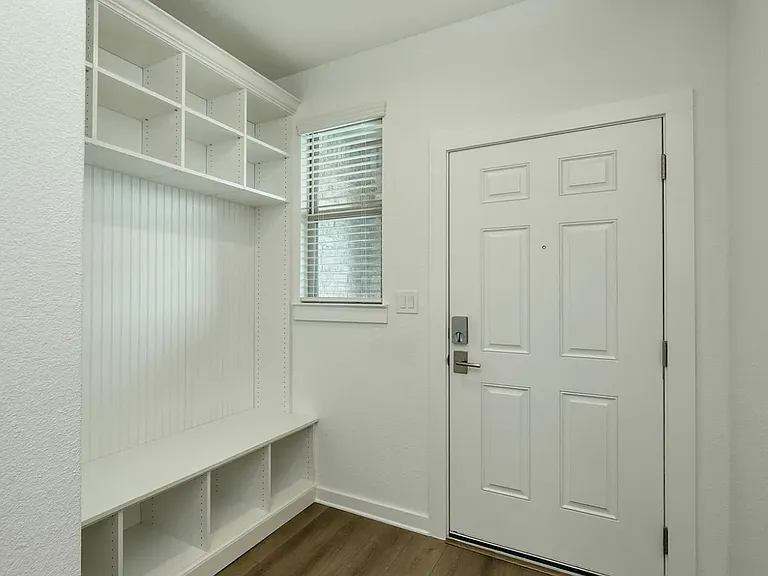 436 Bristlecone Bnd — Photo 2