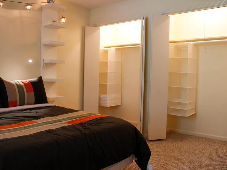 Lots of shelf storage, and closet space!!