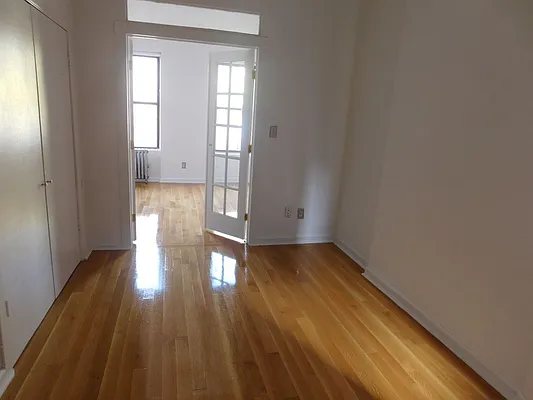 Rented by MQ Realty LLC | media 22