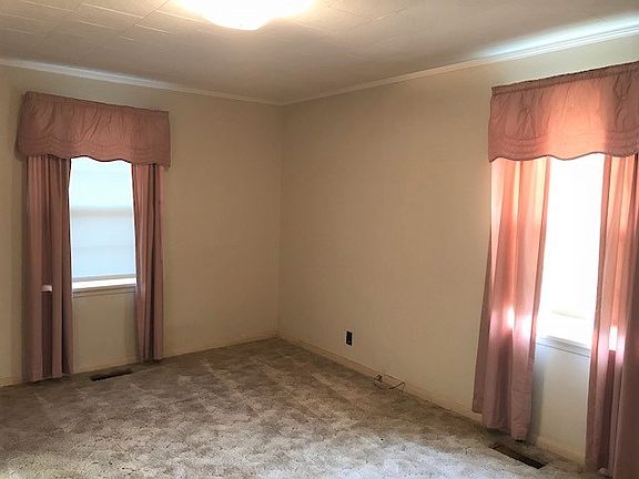 3rd image of 403 Sherrod Ave