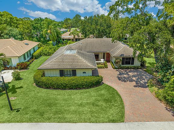 4th image of 128 Prestwick Circle