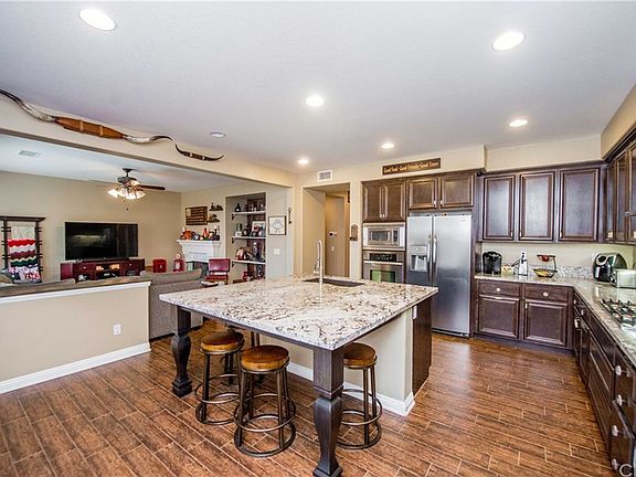 3rd image of 29556 Pleasant Paseo Cv