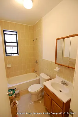 Rented by Bohemia Realty Group | media 25