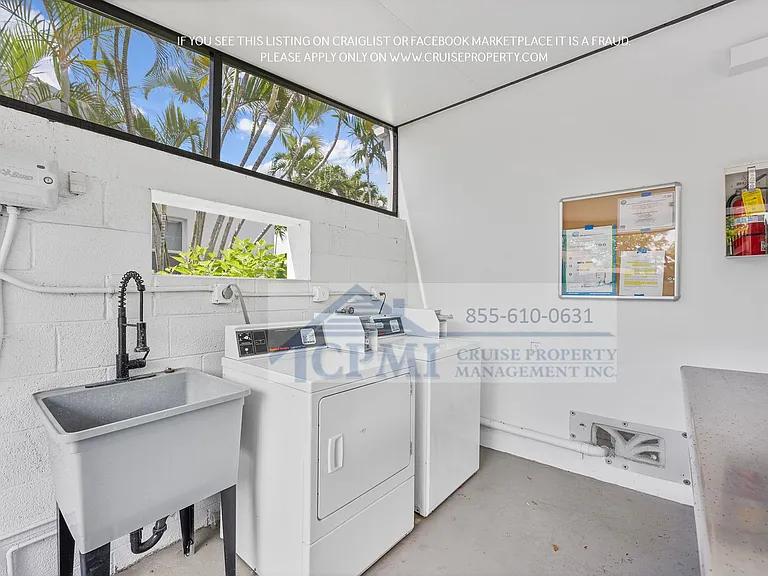 2021 Plunkett St Hollywood, FL 33020 — Photo 19