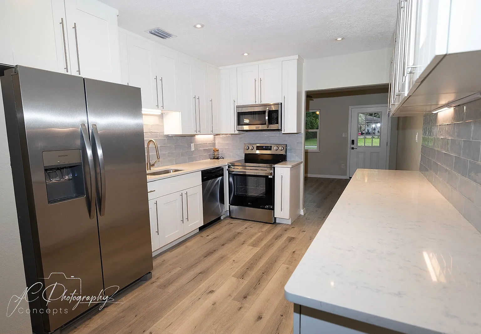 3 bed, 2100 sqft, $3,500 — Photo 4