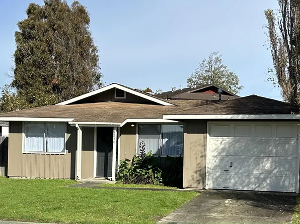 1250 Devlin Ct, Arcata, CA 95521