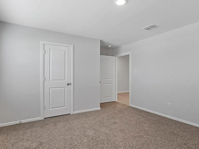 5908 Harvey Gap Ln — Photo 6