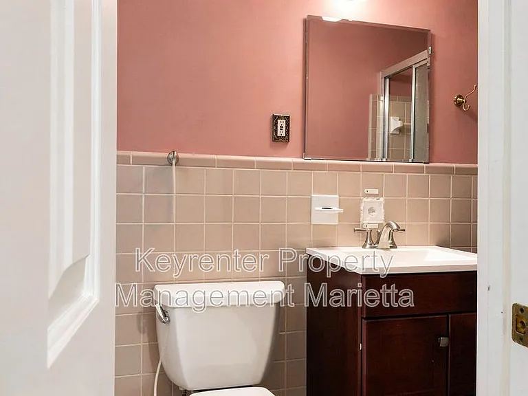 725 McBurnette Rd NE — Photo 15