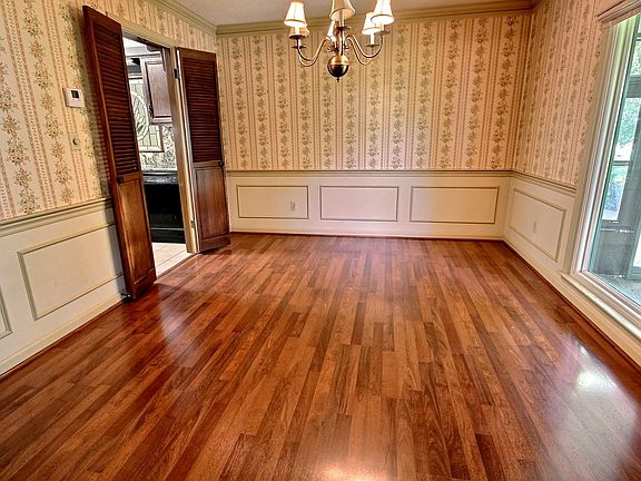 5th image of 7951 Elm Leaf Dr