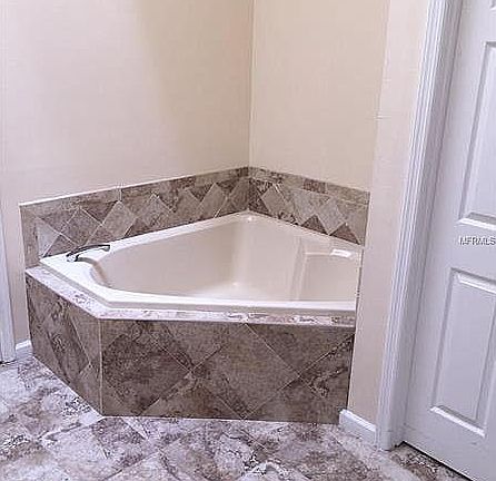 3rd image of 7309 Mardell Ct