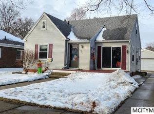 734 2nd St SW, Mason City, IA 50401