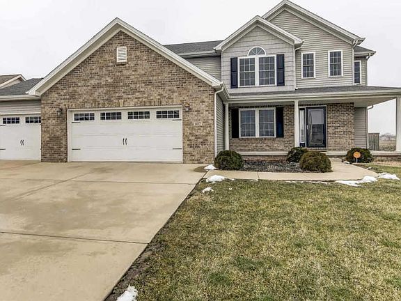 3rd image of 617 Racastle Rd