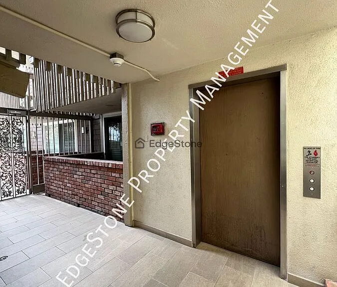 6526 Ocean Crest Dr #A214 — Photo 28