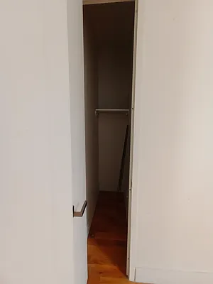 Rented by City Vista Inc | media 10