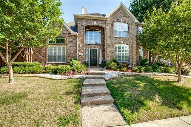 1st image of 4736 De Grey Ln