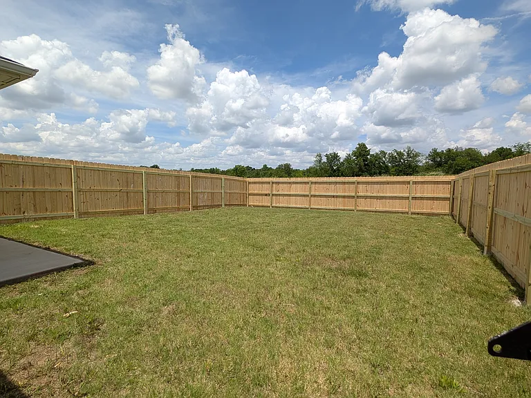 735 Short Leaf Ln — Photo 27