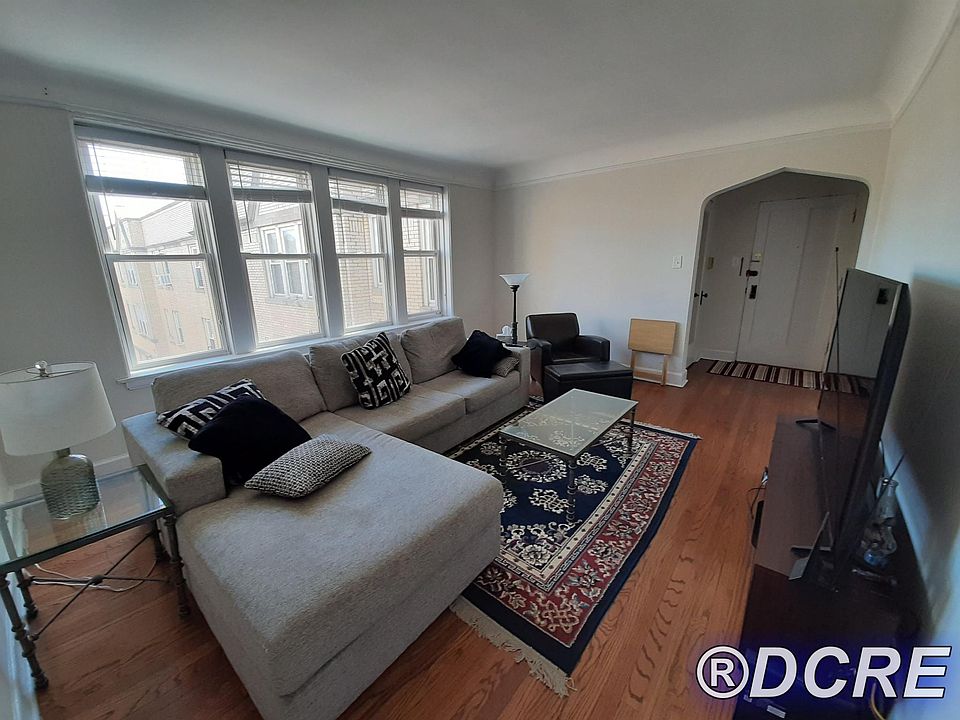 1st image of 4630 N Ashland Ave #3