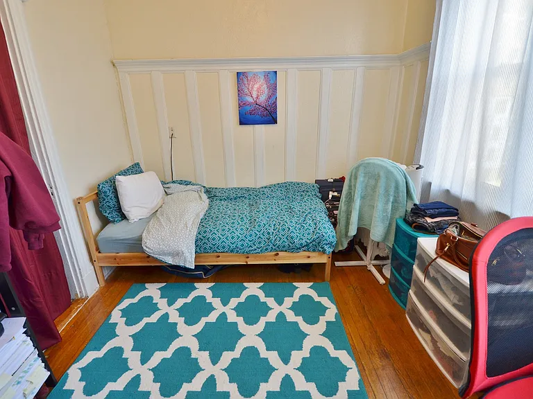 56 Queensberry St #4 — Photo 12